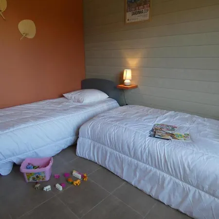 別荘 Maison Renovee, 8 Pers, Animaux Admis, Jardin - Fr-1-540-188 ノートル・ダム・ド・モン