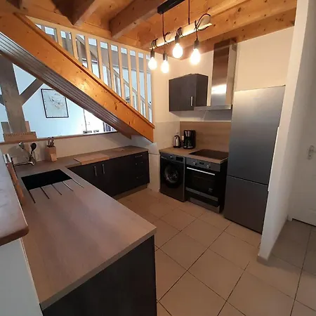 Holiday home Maison Renovee, 8 Pers, Animaux Admis, Jardin - Fr-1-540-188 *