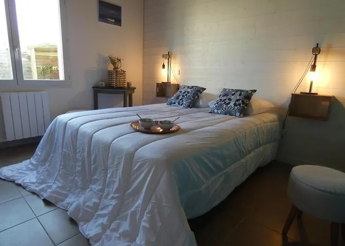 別荘 Maison Renovee, 8 Pers, Animaux Admis, Jardin - Fr-1-540-188