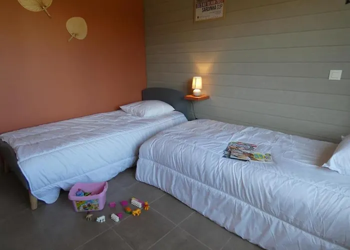 別荘 Maison Renovee, 8 Pers, Animaux Admis, Jardin - Fr-1-540-188 ノートル・ダム・ド・モン