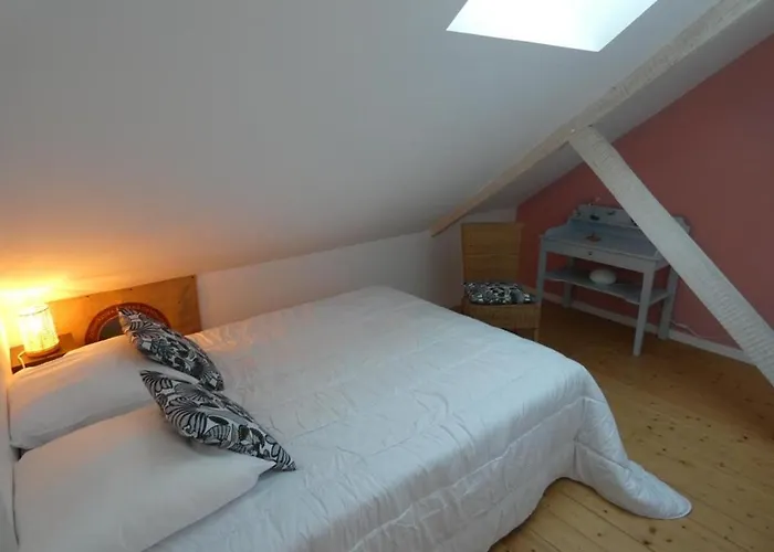 別荘 Maison Renovee, 8 Pers, Animaux Admis, Jardin - Fr-1-540-188 ノートル・ダム・ド・モン